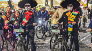 BOL: CUMPLE PASEO DOMINICAL “MUÉVETE EN BICI” 18 AÑOS DE INCENTIVAR EL AMOR A LA BICICLETA CON 32 MILLONES DE ASISTENTES